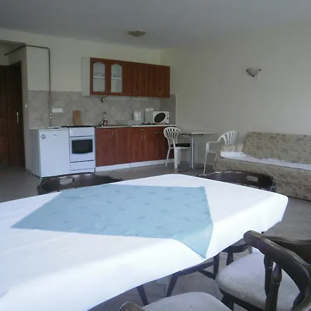 Zalakarosi Egerfa Nyaralohaz Foeldszinti Es Emeleti Zalakaros