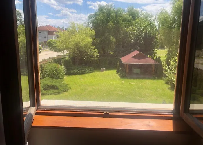 Zalakarosi Egerfa Nyaralohaz Foeldszinti Es Emeleti