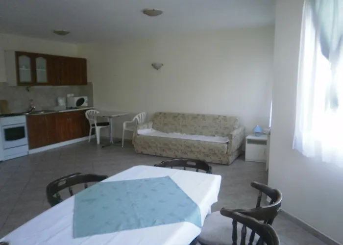 Daire Zalakarosi Egerfa Nyaralohaz Foeldszinti Es Emeleti Zalakaros