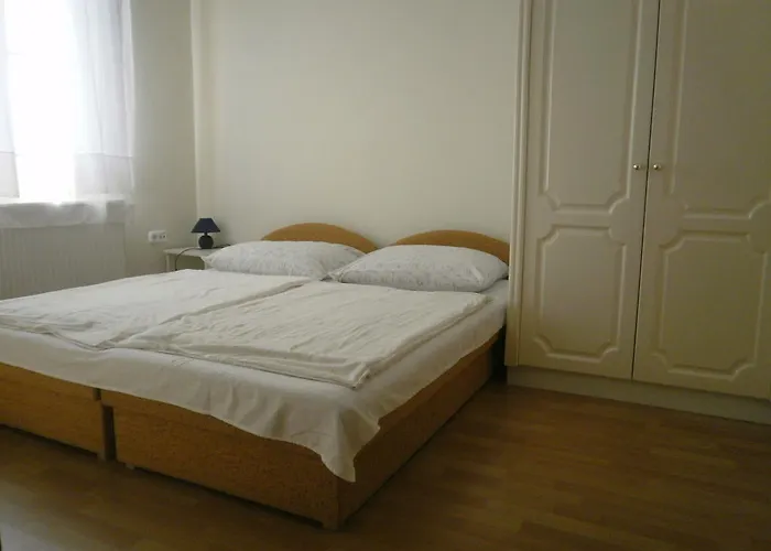 Daire Zalakarosi Egerfa Nyaralohaz Foeldszinti Es Emeleti